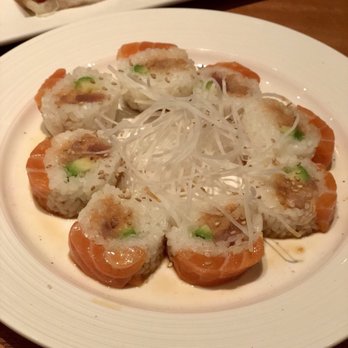 Sake 107 - Melt in your mouth roll. Make sure you order it! - Izakaya Near Me - Petaluma, California