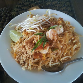 Duang Tawan - Shrimp Pad Thai. It looks as good as it tasted! - Thai Near Me - Baton Rouge, Louisiana Duang Tawan - Shrimp Pad Thai. It looks as good as it tasted! - Thai Near Me - Baton Rouge, Louisiana