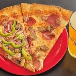 user provided Gochees Pizza photo