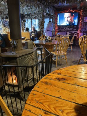 Bucksnort Saloon by null