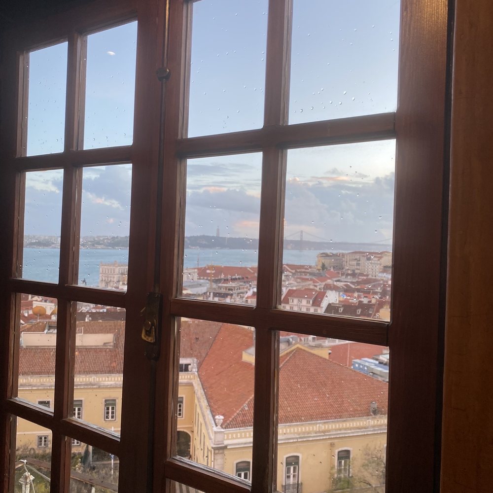 Chapitô à Mesa - Portuguese Near Me - Lisbon, 11