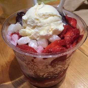 Tous Les Jours - Strawberry red bean shaved in a "bowl" priced at $9.99 - Bakeries Near Me - Glenview, Illinois Tous Les Jours - Strawberry red bean shaved in a "bowl" priced at $9.99 - Bakeries Near Me - Glenview, Illinois