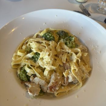 Simply Divine - Pizza Near Me - Falmouth, Massachusetts