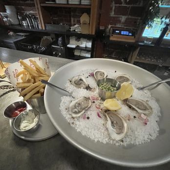 Coucou - Oysters and fries - Cocktail Bars Near Me - Venice, California Coucou - Oysters and fries - Cocktail Bars Near Me - Venice, California