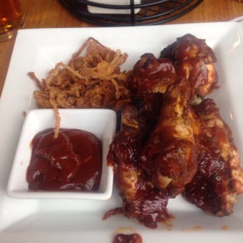 Snake River Brewing - Mesquite wings - Brewpubs Near Me - Jackson, Wyoming