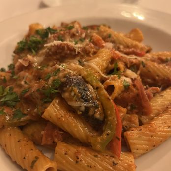 Bella Siena - Rigatoni con salcicca - Italian Near Me - Benicia, California