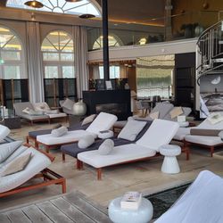 Schloss Hotel Fleesensee - Ruheraum im Wellnessbereich