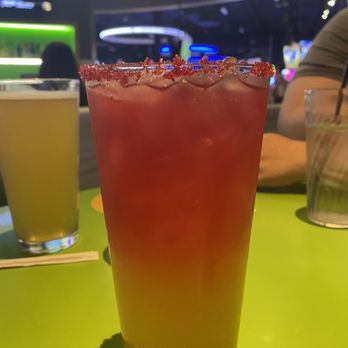 Dave & Buster's Glendale - Jamaican Mai Tai - Sports Bars Near Me - Glendale, Arizona