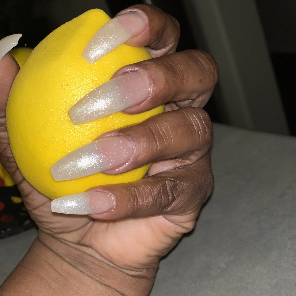 Miny Nails - Nail Salons Near Me - Los Angeles, California