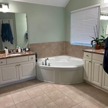 Amparos Cleaning Services - Home Cleaning Near Me