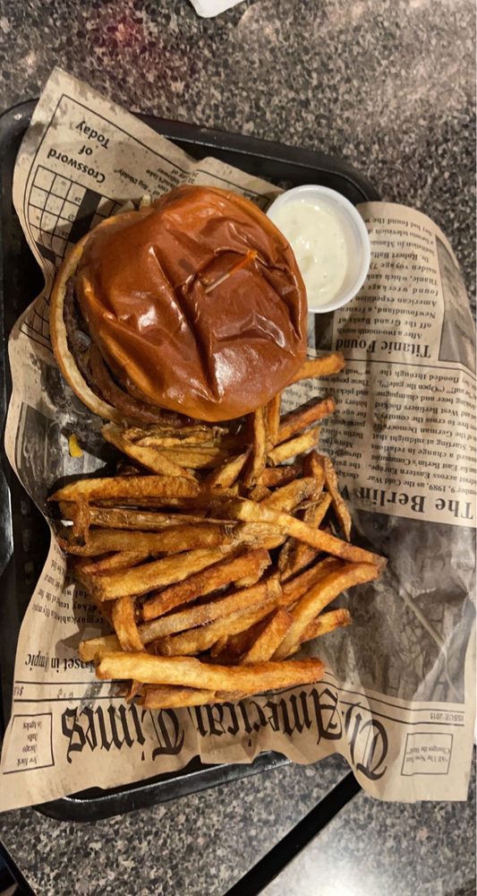 WILLY’S BAR AND GRILL Updated September 2024 550 Front St, Fredericktown, Pennsylvania