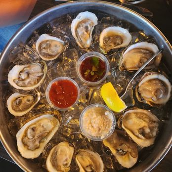 Bleu Oyster Bar and Seafood - Blue point oysters on the half shell - Seafood Near Me - Spring, Texas