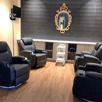 BestLife MedSpas - Come get your drip on in our IV Lounge. Relax, watch TV or music with noise cancelling headphones or chat with us our your friends! - Medical Spas Near Me - Phoenix, Arizona
