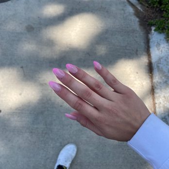 Color Nails - Airbrush Ombre Nails - Nail Salons Near Me - Northridge, California