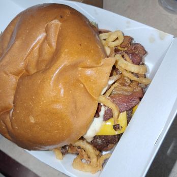Buzz Bird - Burgers Near Me - Brick Township, New Jersey Buzz Bird - Burgers Near Me - Brick Township, New Jersey