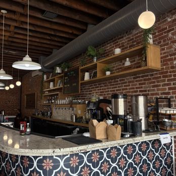 Good Lookin' - Bar area - Breakfast & Brunch Near Me - Omaha, Nebraska Good Lookin' - Bar area - Breakfast & Brunch Near Me - Omaha, Nebraska