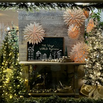 Annie's On First - Christmas window...The Weary World Rejoices! - Antiques Near Me - Snohomish, Washington Annie's On First - Christmas window...The Weary World Rejoices! - Antiques Near Me - Snohomish, Washington