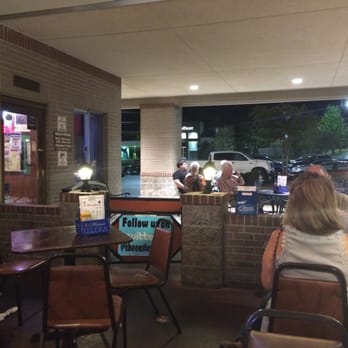 East End Grill - Outdoor patio - American Near Me - Memphis, Tennessee East End Grill - Outdoor patio - American Near Me - Memphis, Tennessee