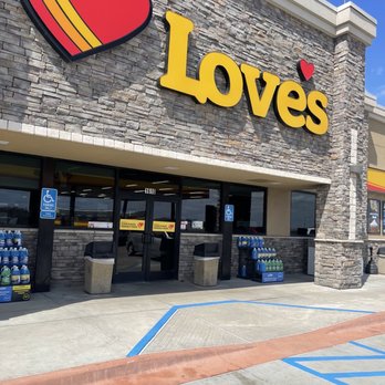 Love's Travel Stop - Gas Stations Near Me - Troy, Texas Love's Travel Stop - Gas Stations Near Me - Troy, Texas