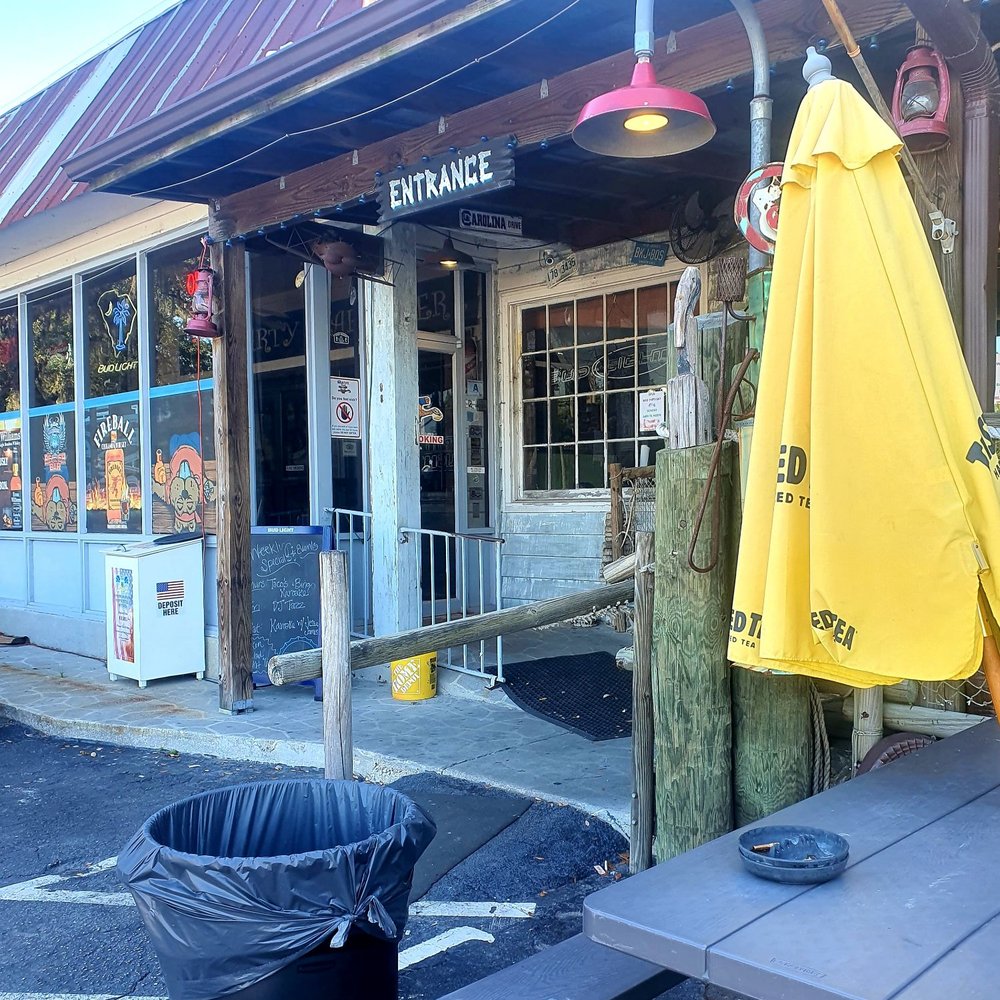 Big Beaver Bar - Bars Near Me - Murrells Inlet, South Carolina