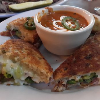 Mo's Irish Pub - Irish Pub Near Me - Katy, Texas Mo's Irish Pub - Irish Pub Near Me - Katy, Texas