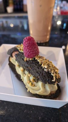 KC Paris Desserts by null