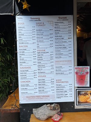 Smaaken Waffle Sandwiches by null