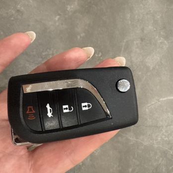 Elite Lockworks - My new car key - Keys & Locksmiths Near Me - Encino, California Elite Lockworks - My new car key - Keys & Locksmiths Near Me - Encino, California