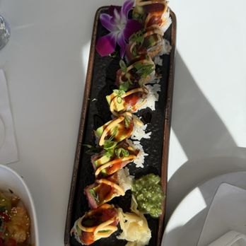 Shorebird - Balboa roll - New American Near Me - San Diego, California