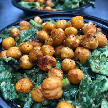 Gracefully Fed - Kale Caesar with Toasted Chickpeas - Soup Near Me - Los Angeles, California Gracefully Fed - Kale Caesar with Toasted Chickpeas - Soup Near Me - Los Angeles, California