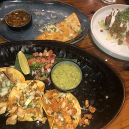20$ happy hour trio 20$ happy hour trio