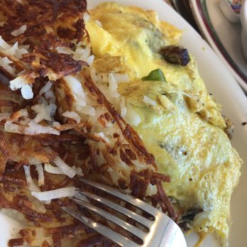Livingston's Cafe - 3 egg Spanish omelette - Cafes Near Me - Wichita, Kansas