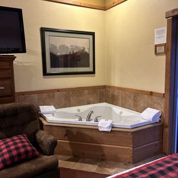 Callahan's Mountain Lodge and Restaurant - Jet tub - Venues & Event Spaces Near Me - Ashland, Oregon Callahan's Mountain Lodge and Restaurant - Jet tub - Venues & Event Spaces Near Me - Ashland, Oregon