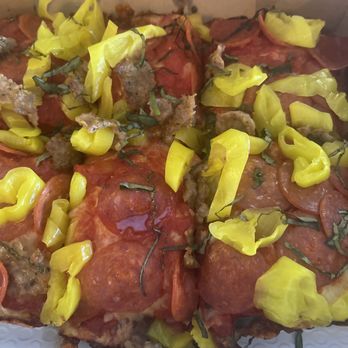 Pizza Payaa - Bloomington - Honey Badger added Bell Peppers - Pizza Near Me - Bloomington, Illinois