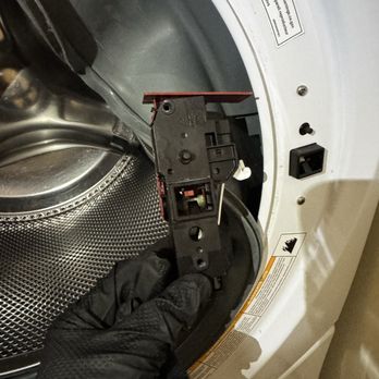 Elisons Appliance Repair - Replacing a washing machine door switch. - Appliances & Repair Near Me - Alameda, California Elisons Appliance Repair - Replacing a washing machine door switch. - Appliances & Repair Near Me - Alameda, California