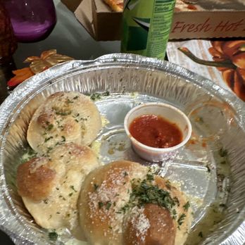 Cucinellas Pizza - Garlic knots. - Pizza Near Me - Jacksonville, Florida Cucinellas Pizza - Garlic knots. - Pizza Near Me - Jacksonville, Florida