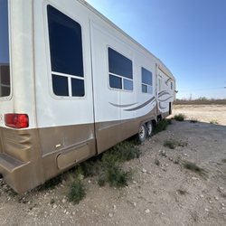 PB RV Park - Abandoned rv. There are several there