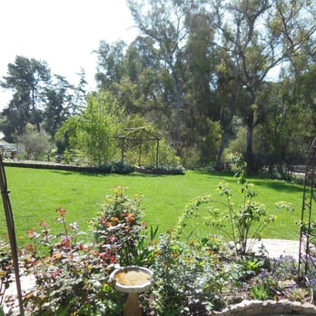Quail Haven Farm - ceremony lawn - Horseback Riding Near Me - Vista, California