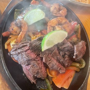 Playa Mesa - Steak & Shrimp Fajitas - Mexican Near Me - Costa Mesa, California