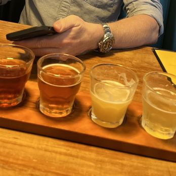 Rye Knot - Beer flight - American Near Me - Asheville, North Carolina