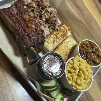 The Corner 10th's BBQ - Barbeque Near Me - Long Beach, California
