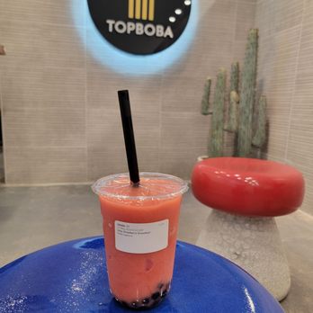 Top Boba - Strawberry Smoothie- all natural no dyes - Bubble Tea Near Me - Las Vegas, Nevada