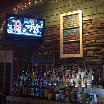 Clipper Inn - Bar - Mediterranean Near Me - Clayton, New York