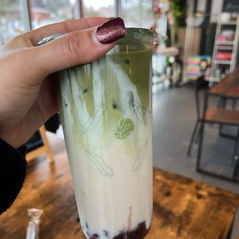 Jade Lounge - Red bean matcha. It's simple the best. - Desserts Near Me - Tacoma, Washington