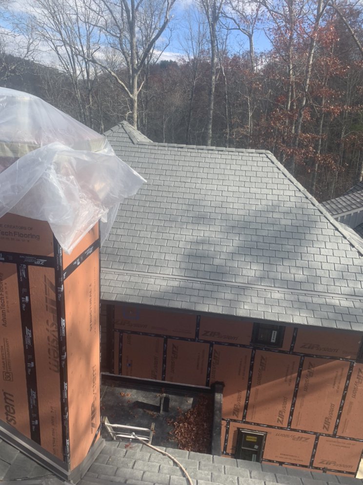 Slide of Galvez Construction