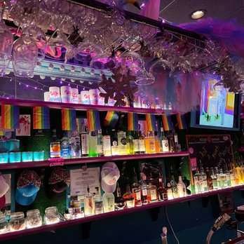 22&Co - Fun decor at the bar - Bars Near Me - Key West, Florida