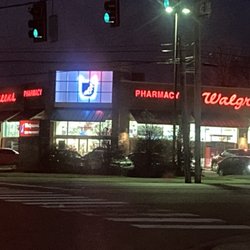 Walgreens - View of entrance