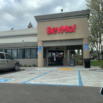 BevMo! - Walk to the front door where they will hand you a cart with your order during covid 19 - Beer, Wine & Spirits Near Me - Livermore, California