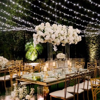 TableSetCo - Mirror tables and chairs - Party Equipment Rentals Near Me - Burbank, California