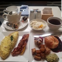 Breakfast buffet $25